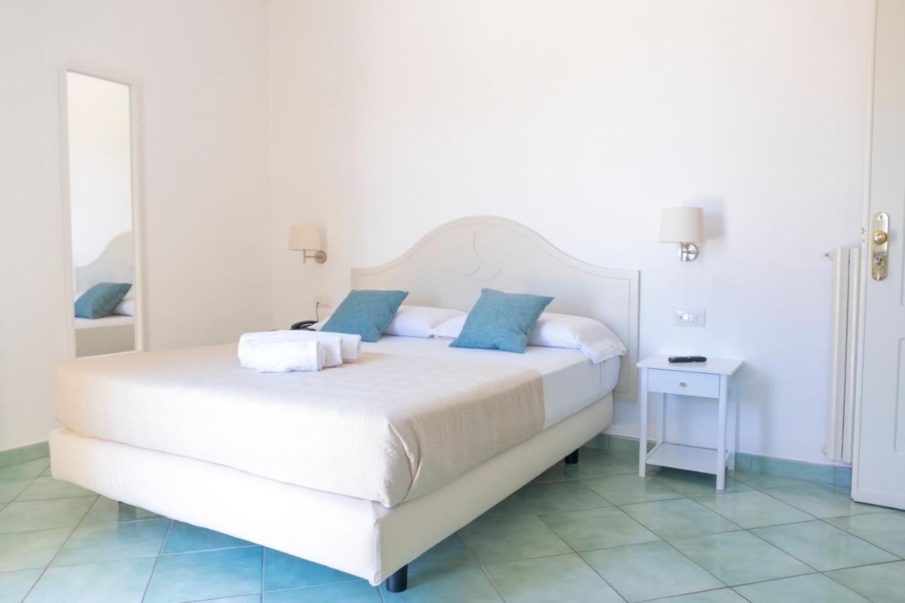 Hotel La Luna Ischia Esterno foto