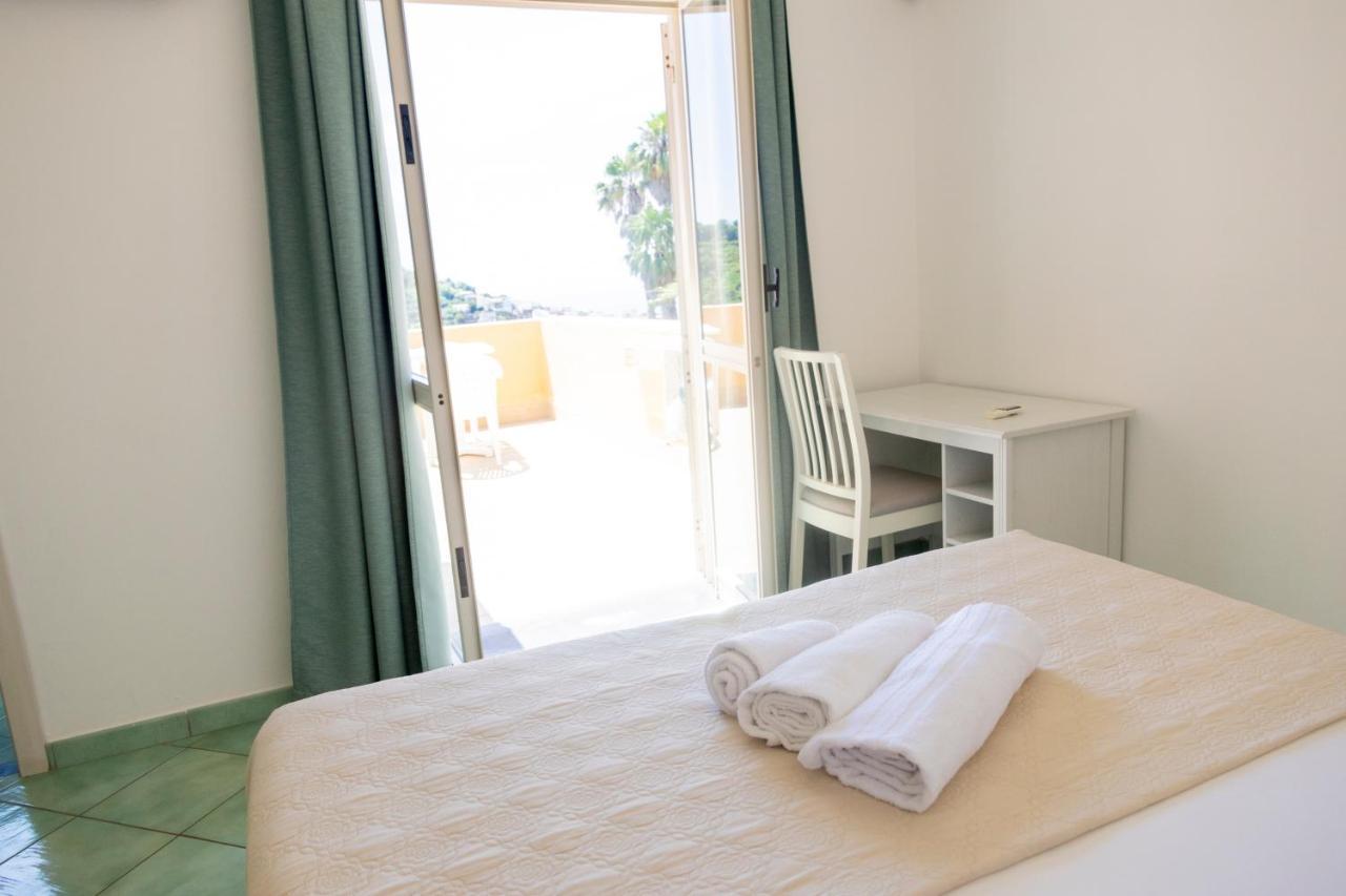 Hotel La Luna Ischia Esterno foto