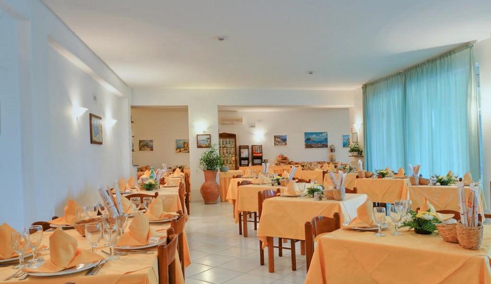 Hotel La Luna Ischia Esterno foto
