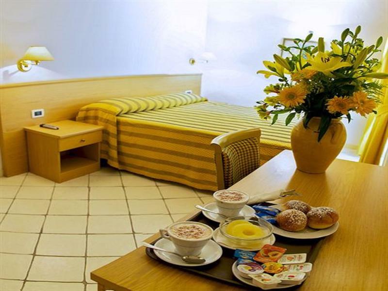 Hotel La Luna Ischia Esterno foto